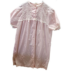 Vintage Millay Ladies Pink Smocked‎ Lace Girly Cotton Nightgown Ladies Small Med